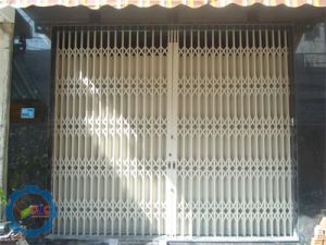 Cửa Kéo Sắt U Kem