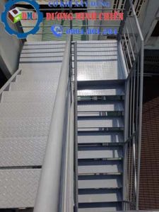 Cầu thang sắt tại hcm
